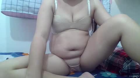 Snapshot of wildpinay26 chatting on 10-20-25, 01:39 wildpinay26 online show from 10-20-25, 01:39