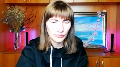 Rosalinda online show from 05-27-26, 07:22