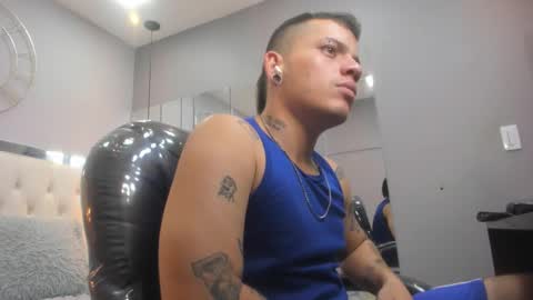 wild online show from 10-31-25, 05:19