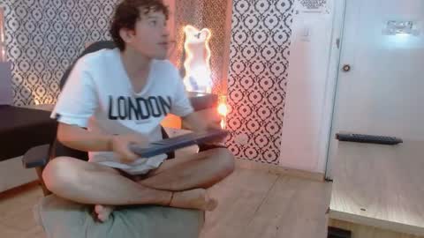 WILL  online show from 04-08-26, 03:17