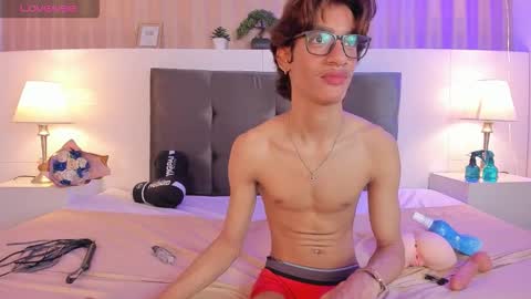 Snapshot of will_turneer chatting on 02-15-26, 04:09 Will online show from 02-15-26, 04:09