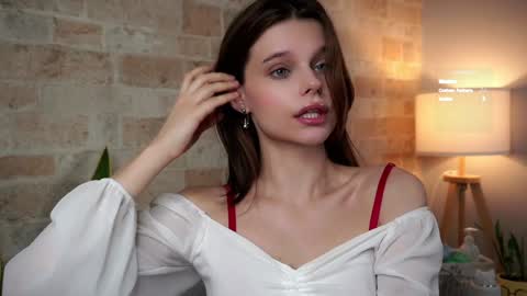Snapshot of willalwaysloveyouuuuu chatting on 01-24-25, 04:16 Eva online show from 01-24-25, 04:16