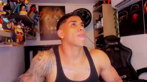 Snapshot of william_dracko9 chatting on 06-17-26, 05:43 Dracko online show from 06-17-26, 05:43