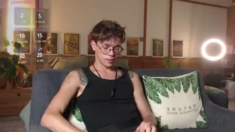 William online show from 07-27-26, 12:01