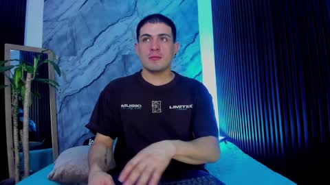 Snapshot of william_steel_ chatting on 09-16-25, 12:06 William Steel online show from 09-16-25, 12:06