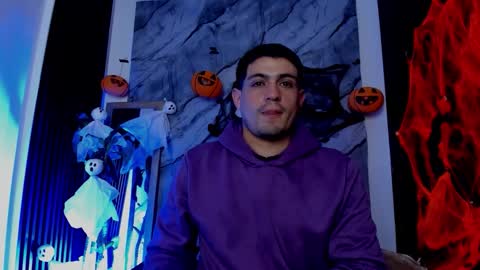 Snapshot of william_steel_ chatting on 10-15-25, 03:28 William Steel online show from 10-15-25, 03:28