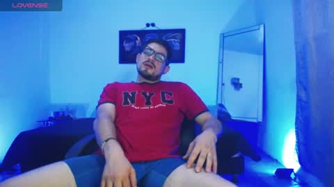 Snapshot of william_steel_ chatting on 06-13-26, 12:36 William Steel online show from 06-13-26, 12:36