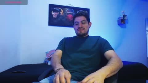 Snapshot of william_steel_ chatting on 06-19-26, 11:25 William Steel online show from 06-19-26, 11:25