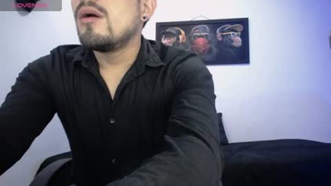 Snapshot of william_steel_ chatting on 06-26-26, 11:14 William Steel online show from 06-26-26, 11:14