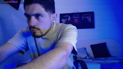 Snapshot of william_steel_ chatting on 06-27-26, 11:15 William Steel online show from 06-27-26, 11:15