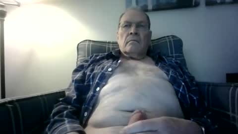 Snapshot of willnedoher chatting on 12-29-24, 04:08 Willhedoher online show from 12-29-24, 04:08