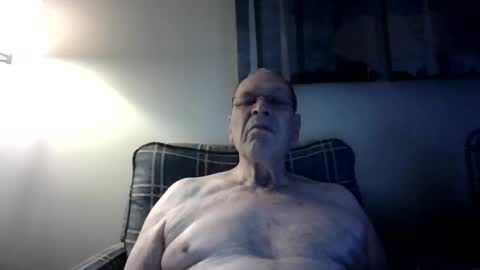 Snapshot of willnedoher chatting on 09-25-25, 12:42 Willhedoher online show from 09-25-25, 12:42