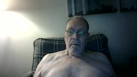 Snapshot of willnedoher chatting on 09-28-25, 01:38 Willhedoher online show from 09-28-25, 01:38