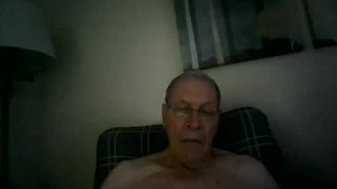 Snapshot of willnedoher chatting on 04-27-26, 11:30 Willhedoher online show from 04-27-26, 11:30