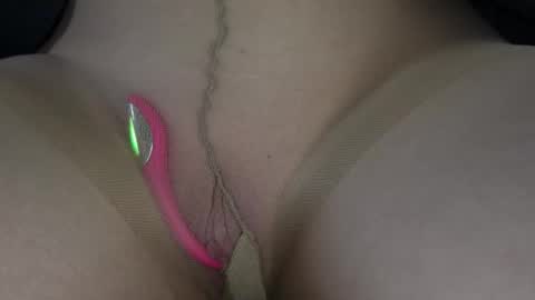 Snapshot of willowatwork chatting on 02-09-26, 06:01 Willow online show from 02-09-26, 06:01