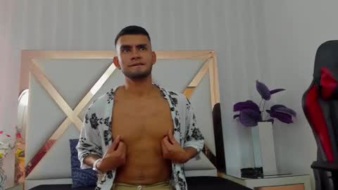 WillSainz online show from 12-22-25, 08:06