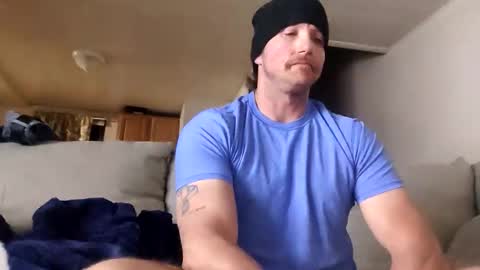 willynn83 online show from 04-18-26, 08:07