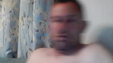 Snapshot of willywinkwer chatting on 08-08-26, 12:13 willywinkwer online show from 08-08-26, 12:13