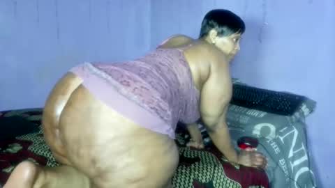 wilmaassylum online show from 11-30-25, 08:29