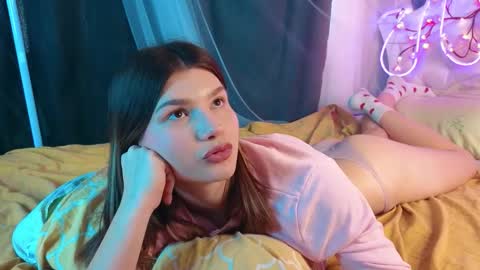 Snapshot of wilmajonson chatting on 03-02-26, 07:15 Vicki3 online show from 03-02-26, 07:15