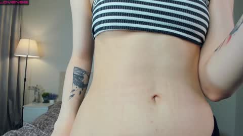 Snapshot of wine_on_lips chatting on 01-15-25, 07:15 Amalia and Mia online show from 01-15-25, 07:15