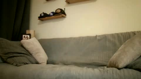 wingnutt765733 online show from 12-20-25, 05:58