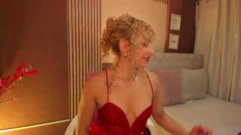 Wini Fer online show from 04-08-26, 01:11