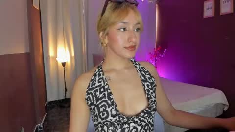 Snapshot of wini_fer chatting on 05-28-26, 02:36 Wini Fer online show from 05-28-26, 02:36