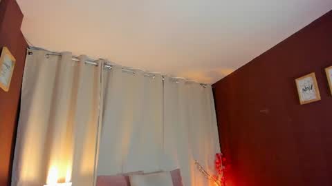 Snapshot of wini_fer chatting on 06-25-26, 12:31 Wini Fer online show from 06-25-26, 12:31
