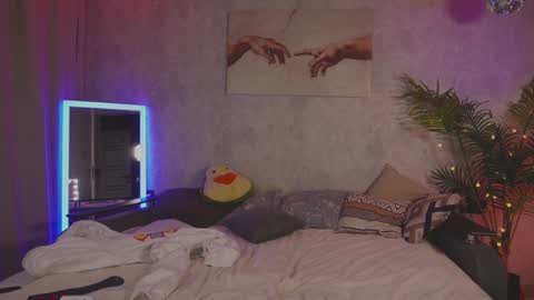 Your little D online show from 02-07-25, 02:08