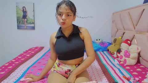  Winnifer Gonzalez  online show from 03-04-26, 03:23