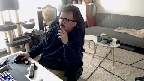 Snapshot of winnydepooh chatting on 10-14-25, 12:28 cream36 online show from 10-14-25, 12:28