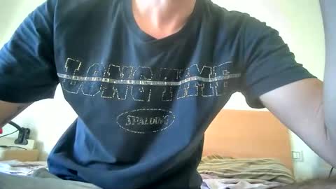 Snapshot of winston1414 chatting on 05-24-26, 05:18 JanCloud online show from 05-24-26, 05:18