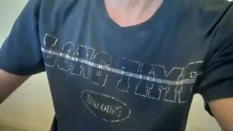 Snapshot of winston1414 chatting on 06-30-26, 12:06 JanCloud online show from 06-30-26, 12:06