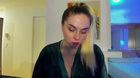 Winter Miracle online show from 01-20-25, 01:28