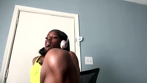 Chanel online show from 03-12-25, 07:06