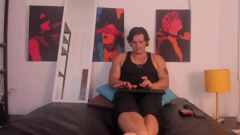 Snapshot of wiston_cox chatting on 05-01-26, 06:23 Wiston online show from 05-01-26, 06:23