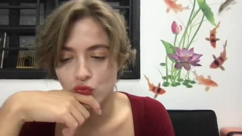 Snapshot of witches_curves chatting on 05-22-26, 03:39 Nemo online show from 05-22-26, 03:39