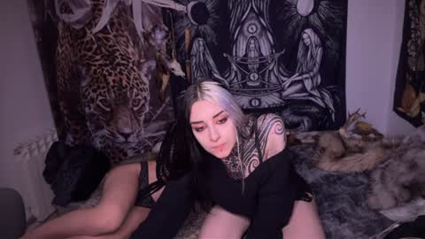 witchshadows online show from 01-16-25, 06:59