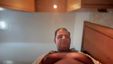 Witebull online show from 02-07-26, 02:43