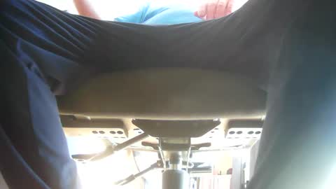 Snapshot of wixer1970 chatting on 10-18-25, 12:17 wixer1970 online show from 10-18-25, 12:17