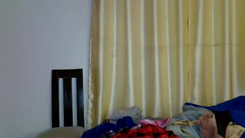 girlie o online show from 02-18-25, 01:10