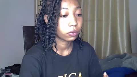 girlie o online show from 03-01-25, 07:08