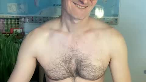 Snapshot of wladsexy88 chatting on 05-06-26, 01:05 Wladsexy88 online show from 05-06-26, 01:05