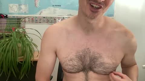 Snapshot of wladsexy88 chatting on 06-05-26, 08:42 Wladsexy88 online show from 06-05-26, 08:42