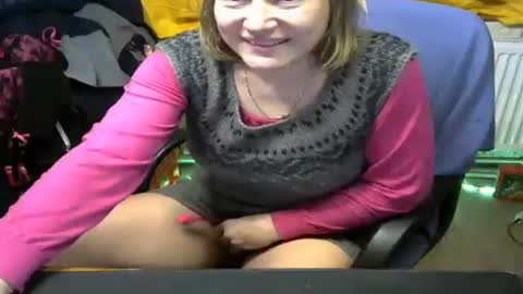 Snapshot of wleslymosw chatting on 12-18-24, 07:41 wleslymosw online show from 12-18-24, 07:41