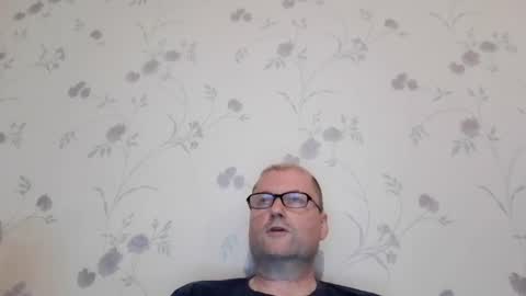 Snapshot of wobble444 chatting on 07-26-26, 09:11 wobble444 online show from 07-26-26, 09:11