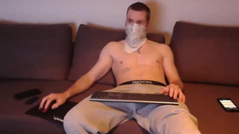 wolf021221 online show from 04-05-26, 02:14