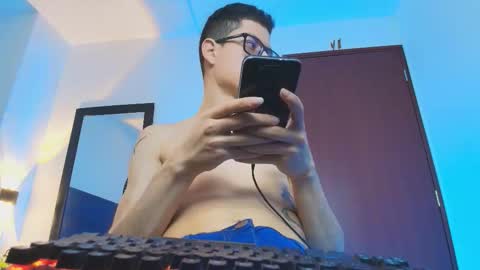  W O L F  online show from 02-02-26, 11:42