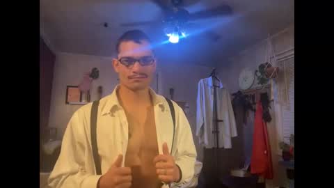 Snapshot of wolfblazer5 chatting on 01-16-25, 11:48 Wolfblazer online show from 01-16-25, 11:48